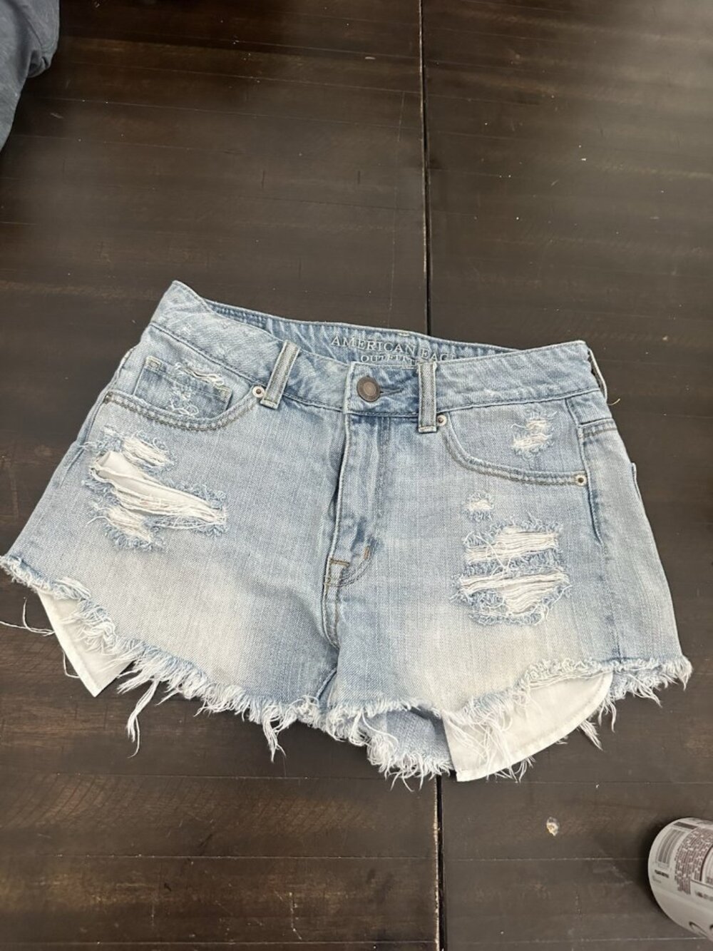 Women’s American Eagle Distressed Shorts Size 2